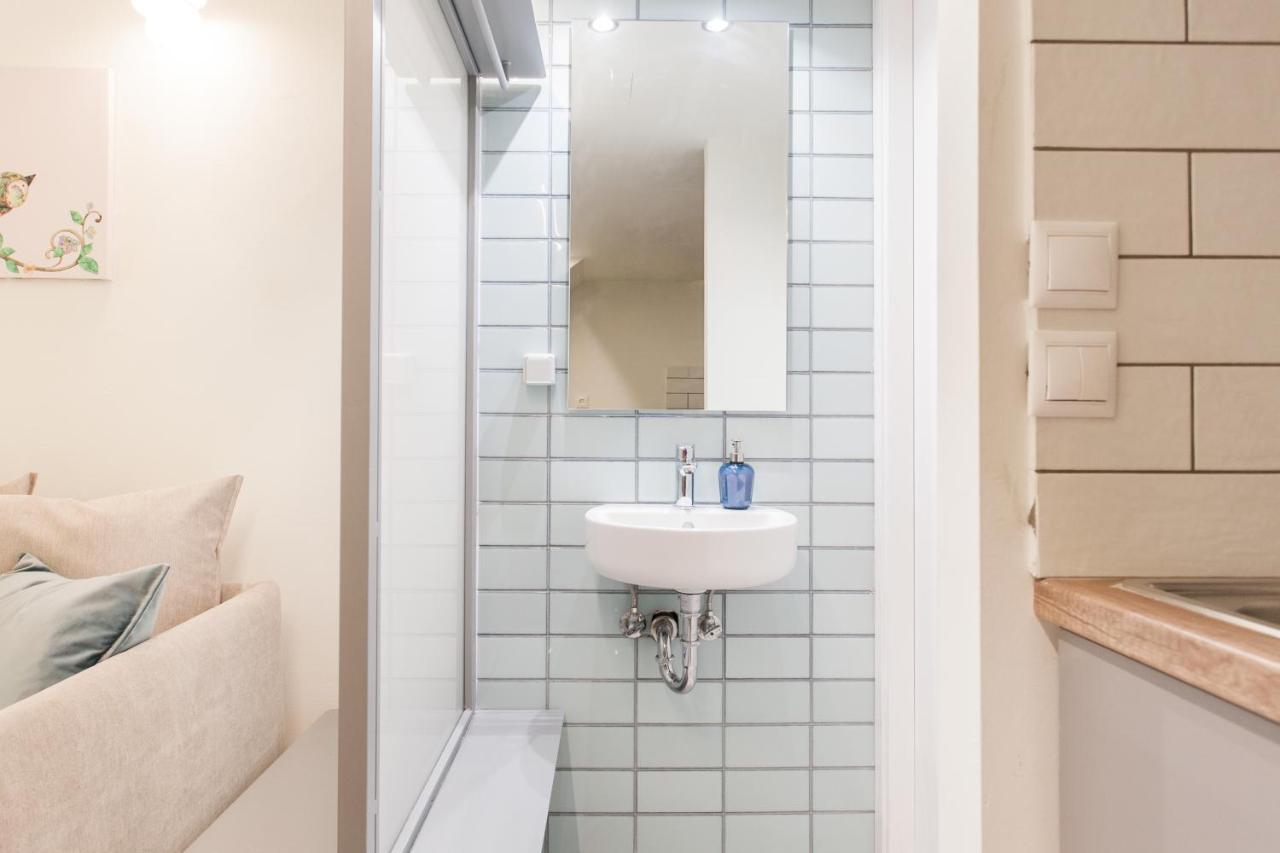 Relax In This Funky Loft Next To Metro! Athen Eksteriør billede