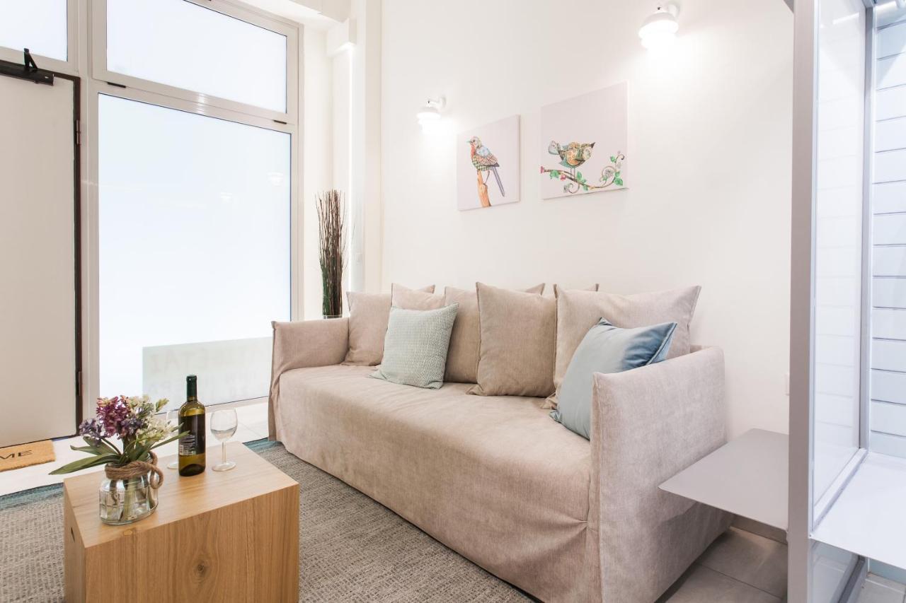 Relax In This Funky Loft Next To Metro! Athen Eksteriør billede